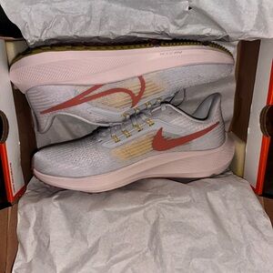 Nike Women's Gray and Red Running Shoes